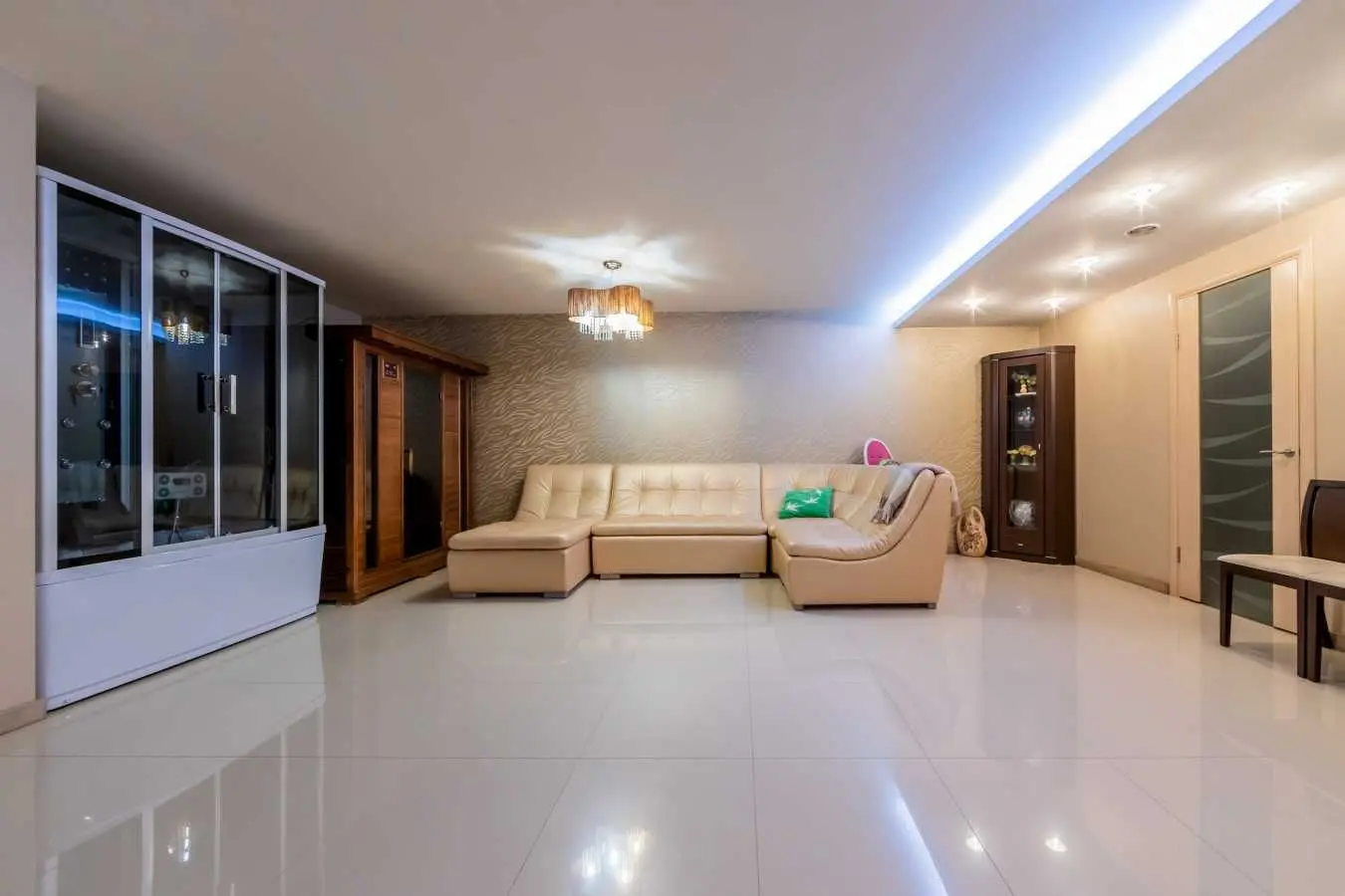 Фото Selling a house, 430 sq.m., Sadova Street  Ivankovychi, price: 395000 USD, code 5771