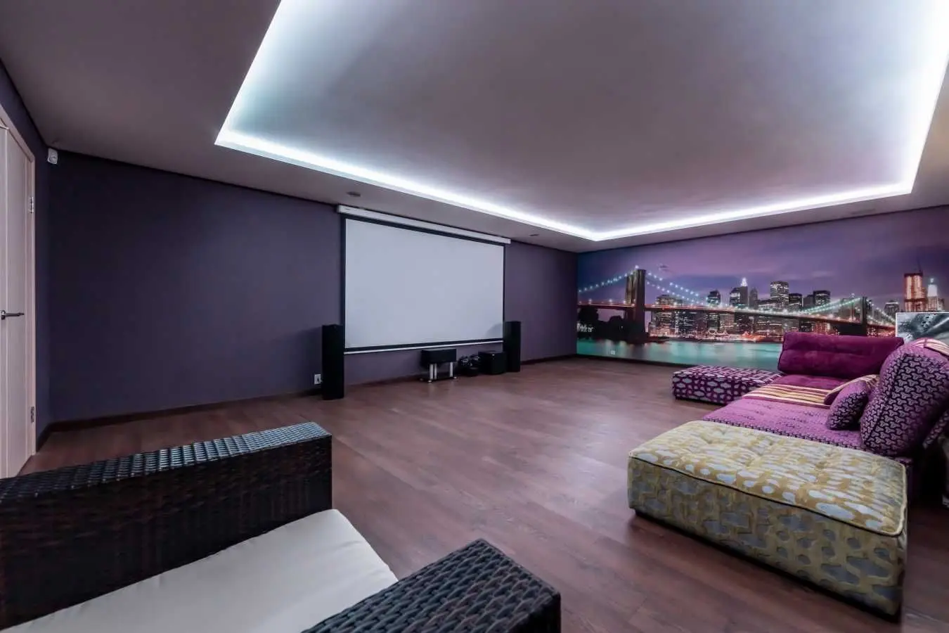 Фото Selling a house, 430 sq.m., Sadova Street  Ivankovychi, price: 395000 USD, code 5771