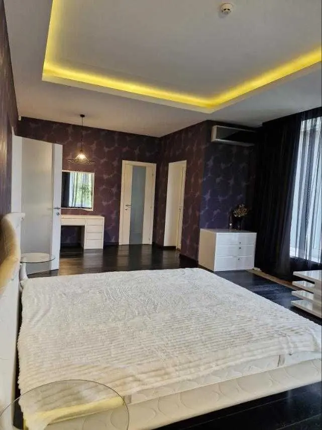 Фото Selling a house, 363 sq.m., Berkovetska Street  Kyiv, price: 380000 USD, code 5772