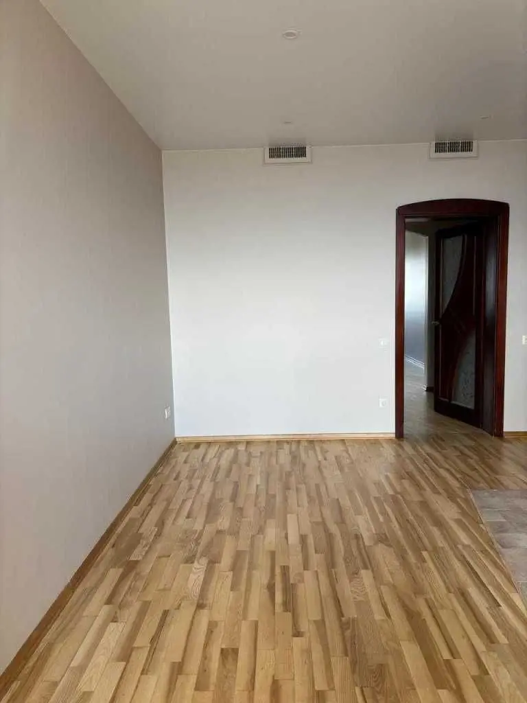 Фото Продаю 4-комнатную квартиру, 142 кв. м, Клиническая ул. 23/25 Киев, цена: 220000 USD, код 5793