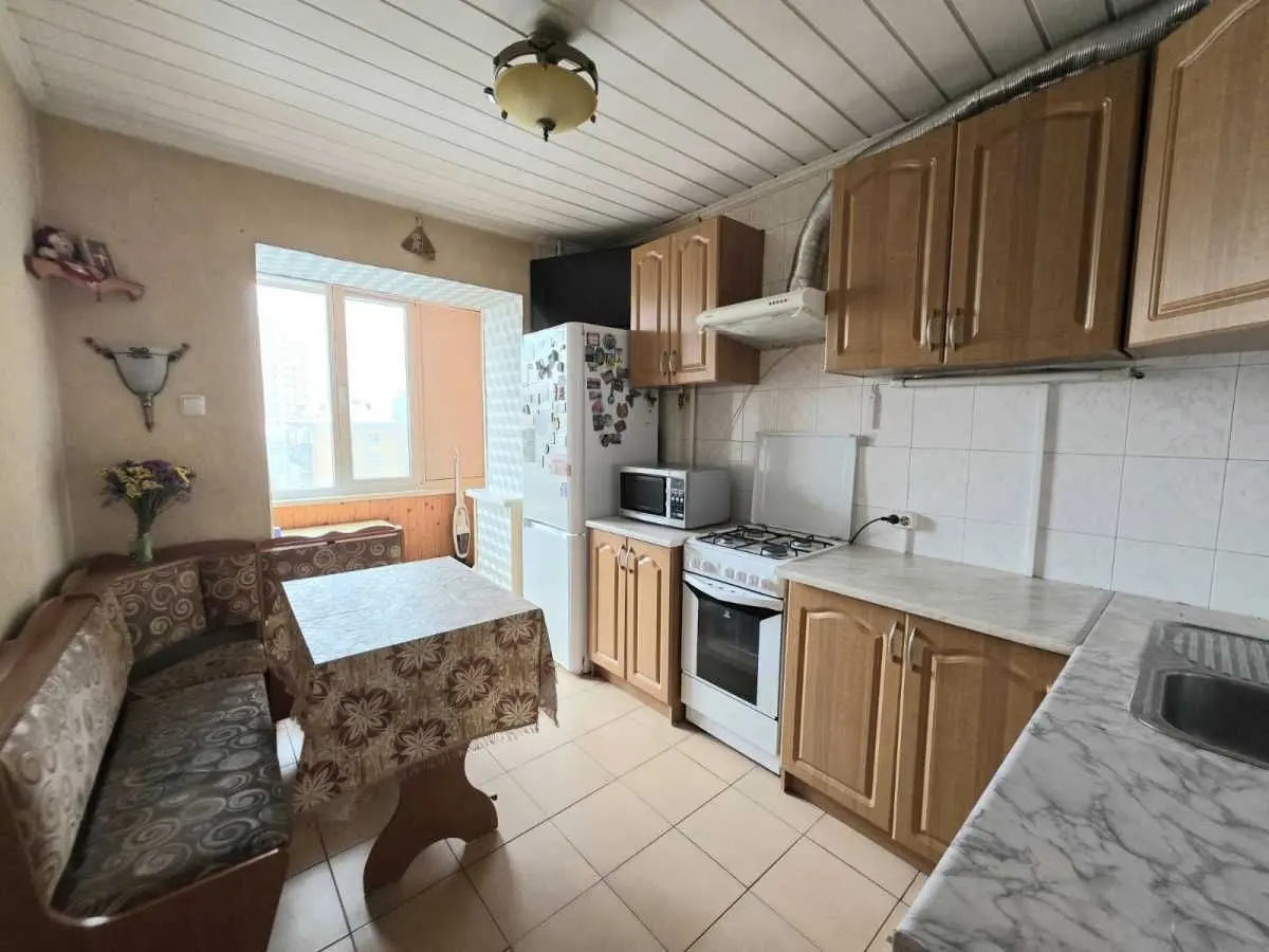 Фото Зняти 1 кімнатну квартиру, Лобачевського вул. 58 Київ в довгострокову оренду, ціна: 16000 UAH, код 5796