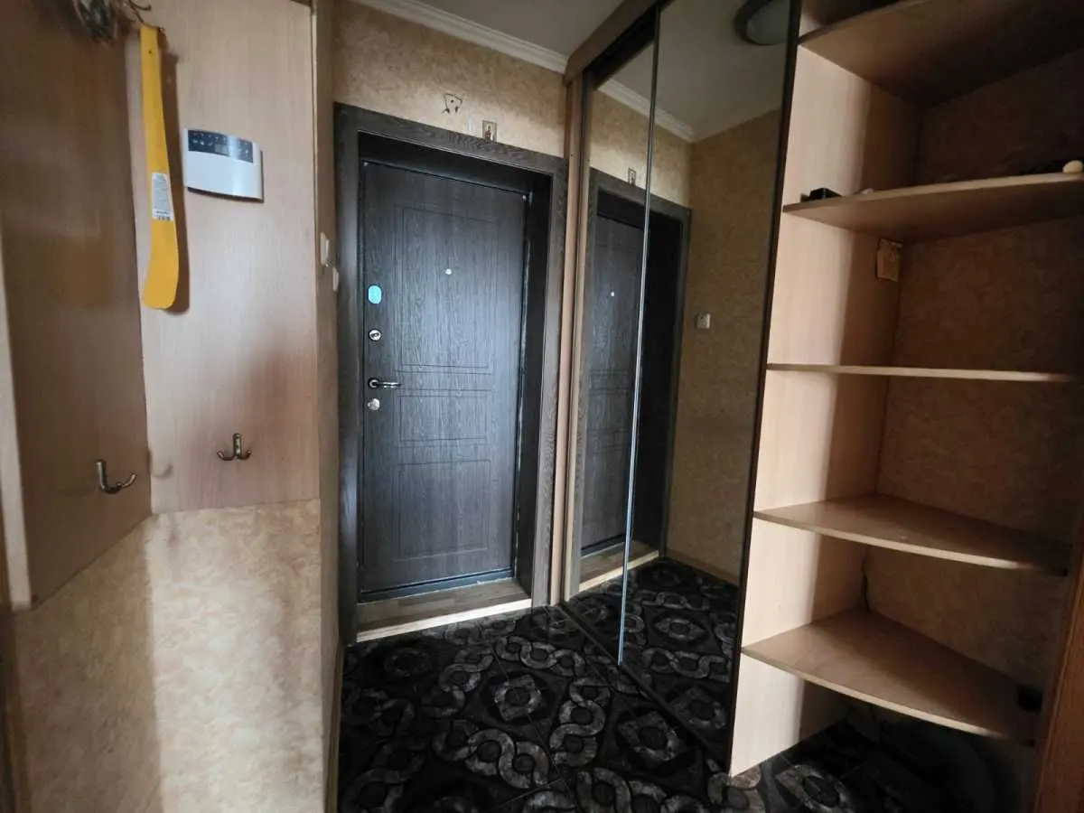 Фото Зняти 1 кімнатну квартиру, Лобачевського вул. 58 Київ в довгострокову оренду, ціна: 16000 UAH, код 5796