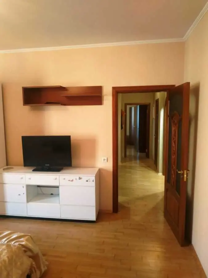 Фото Rent a 2-room apartment, Anny Akhmatovoi Street 47 Kyiv for long-term rent, price: 23000 UAH, code 5801