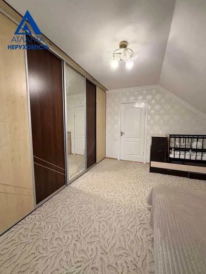 Фото Продаю 5 кімнатну квартиру, 151 кв. м, Шевченка вул. (Бена міст) 21 Луцьк, ціна: 215000 USD, код 5811
