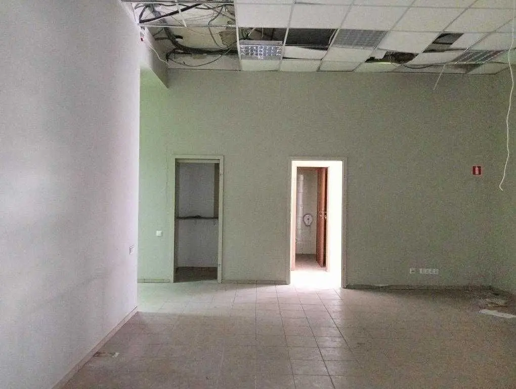 Фото Продаю офіс, 133.6 кв. м, Полтавський Шлях вул. 167 Харків, ціна: 73000 USD, код 5813