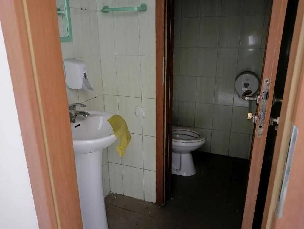 Фото Продаю офіс, 133.6 кв. м, Полтавський Шлях вул. 167 Харків, ціна: 73000 USD, код 5813