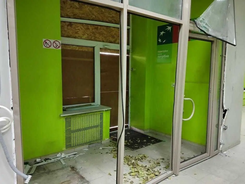 Фото Продаю офіс, 133.6 кв. м, Полтавський Шлях вул. 167 Харків, ціна: 73000 USD, код 5813