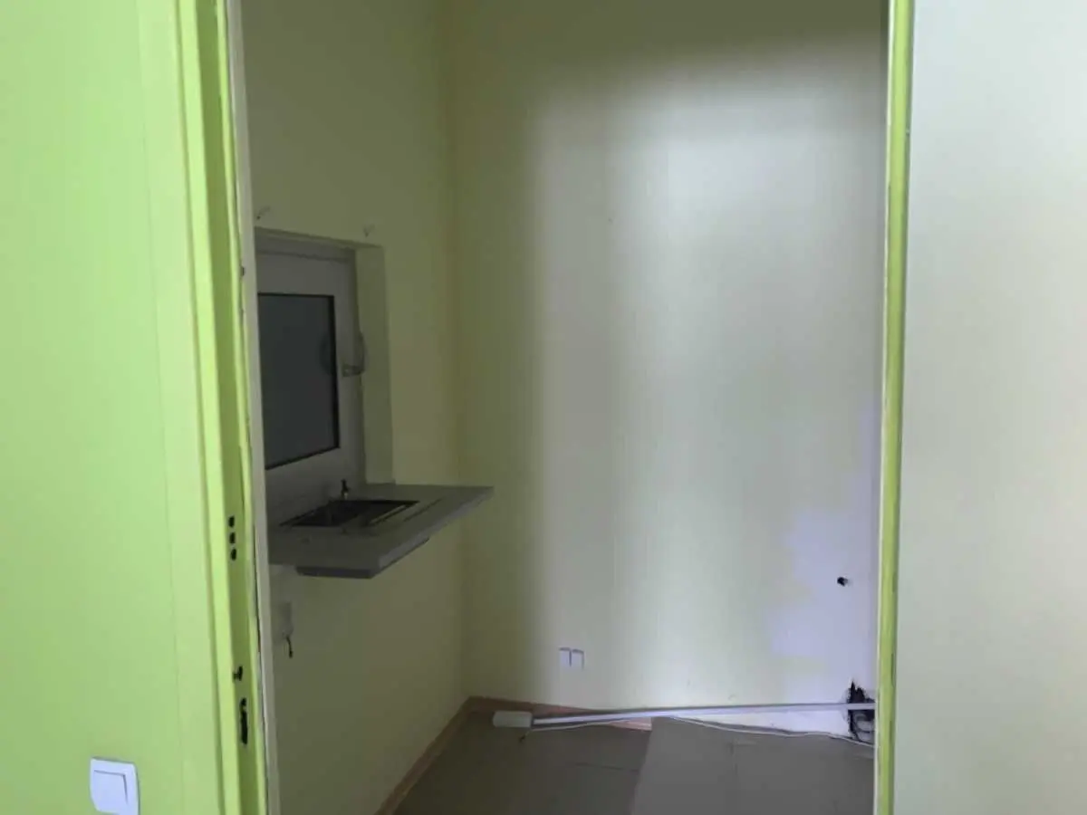 Фото Продаю офіс, 90.6 кв. м, Ювілейний просп. (50-річчя ВЛКСМ) 54 Харків, ціна: 42000 USD, код 5817