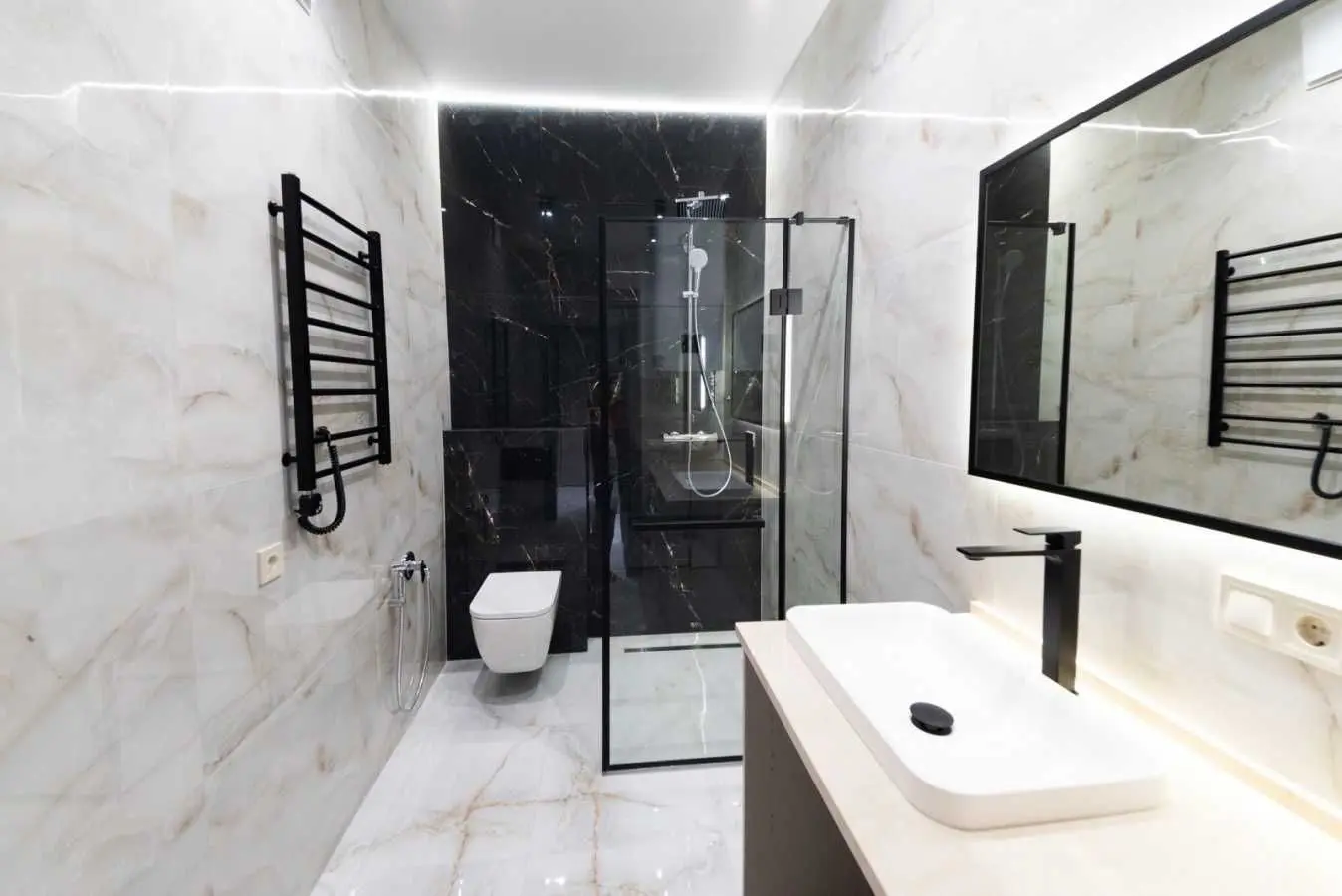 Фото Продаю 1 кімнатну квартиру, 54.5 кв. м, Микільсько-Слобідська вул. 3б Київ, ціна: 155000 USD, код 5820
