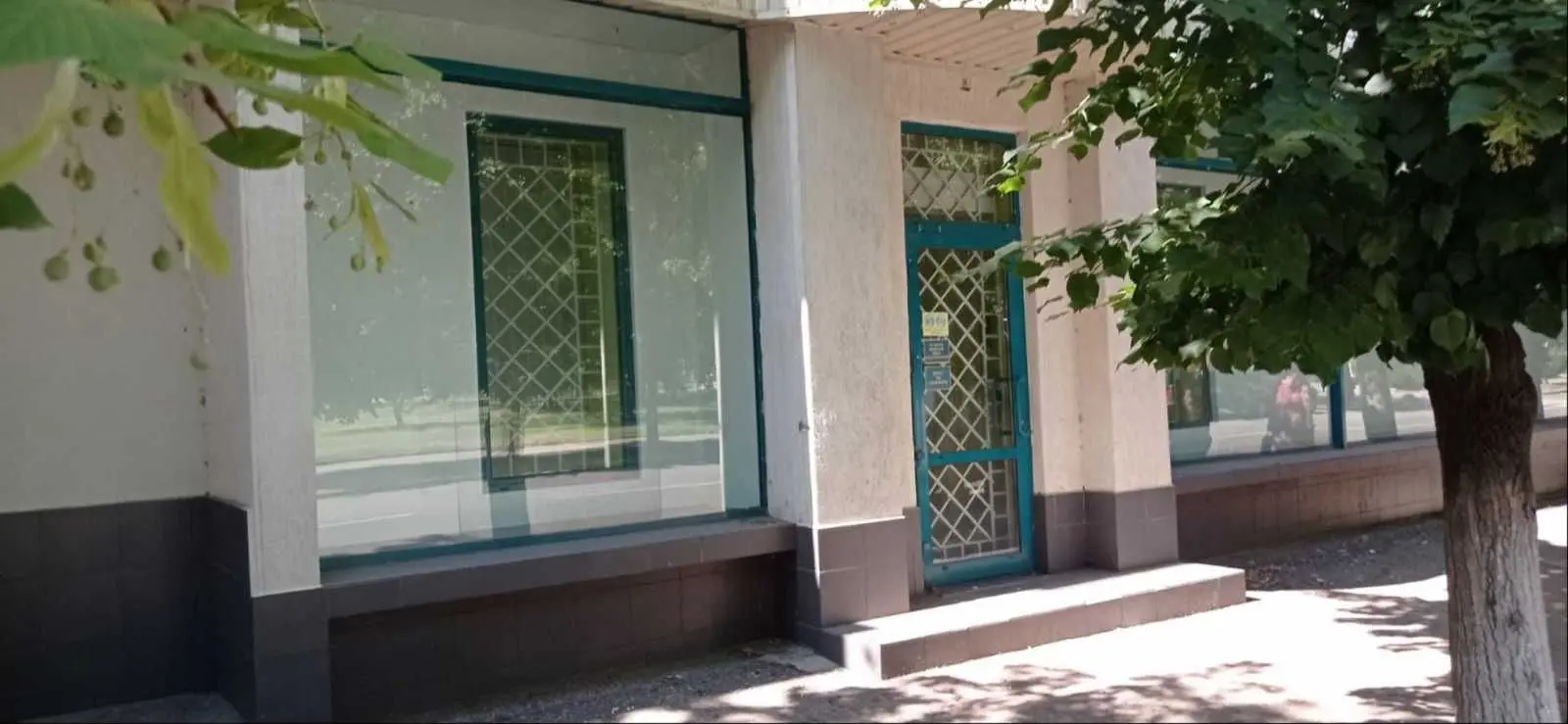 Фото Продаю офіс, 239.1 кв. м, Університетська вул. (Леніна)  Слов’янськ, ціна: 75000 USD, код 5821