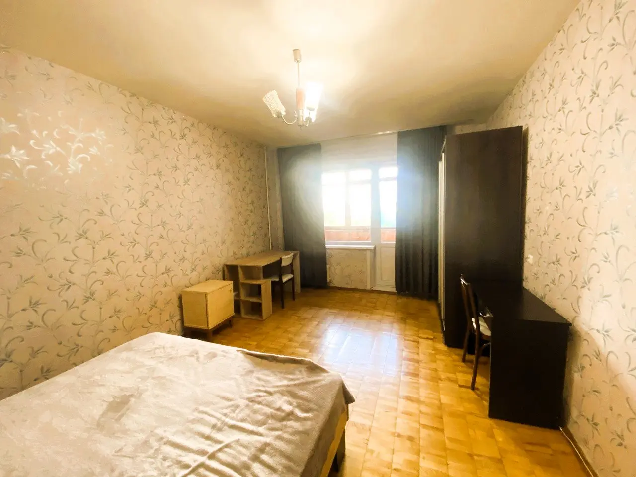 Фото Зняти 1 кімнатну квартиру, Лариси Руденко вул. 3б Київ в довгострокову оренду, ціна: 10000 UAH, код 5825