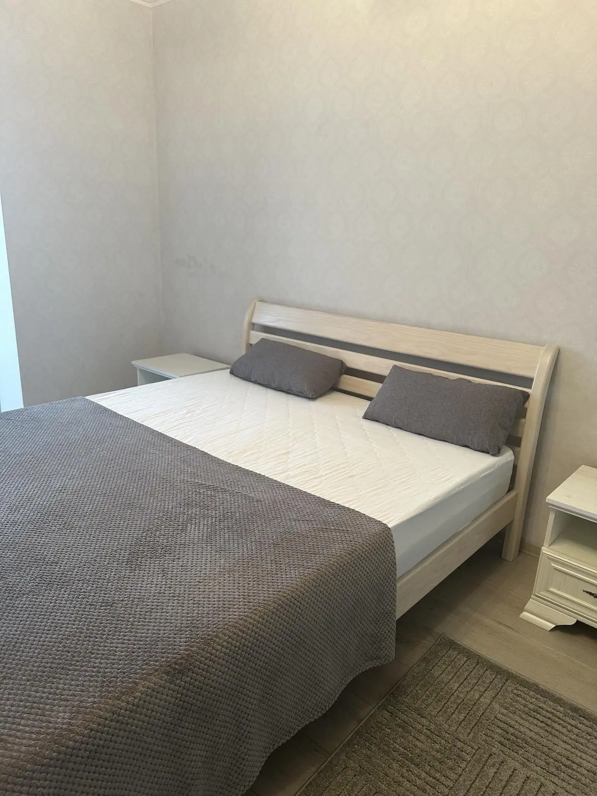 Фото Зняти 1 кімнатну квартиру, Вишняківська вул. 5 Київ в довгострокову оренду, ціна: 16000 UAH, код 5826