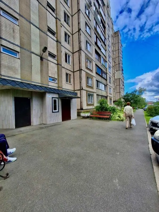 Фото Продаю 2 кімнатну квартиру, 51 кв. м, Миколи Ушакова вул. 20 Київ, ціна: 68000 USD, код 5835