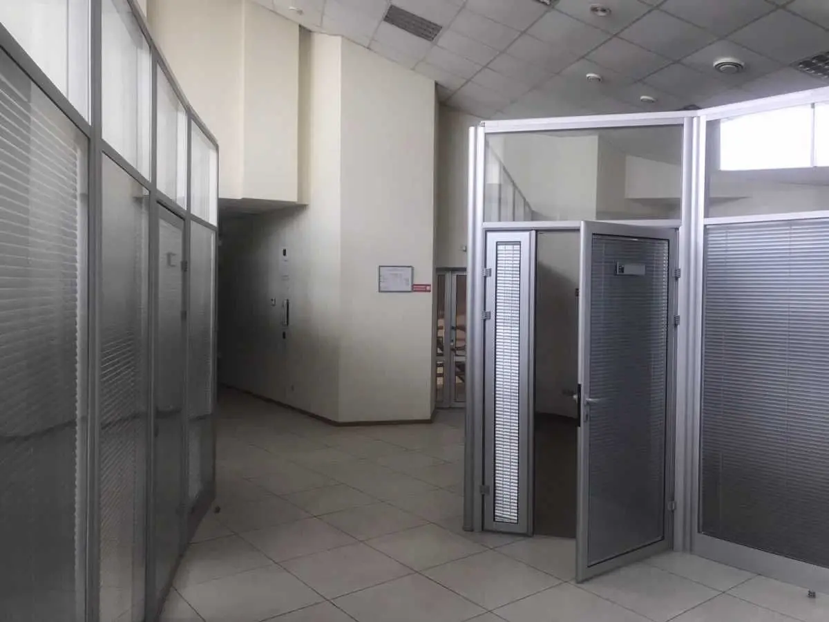 Фото Арендовать офис, Петра Полтавы ул. 2 Ровно в долгосрочную аренду, цена: 28000 UAH, код 5837