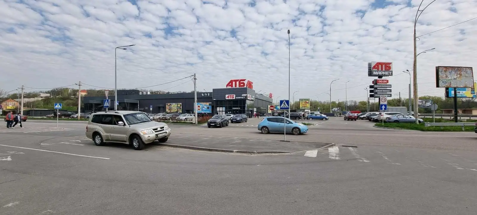 Фото Арендовать торговую площадь, Лесники в долгосрочную аренду, цена: 3200 USD, код 5839