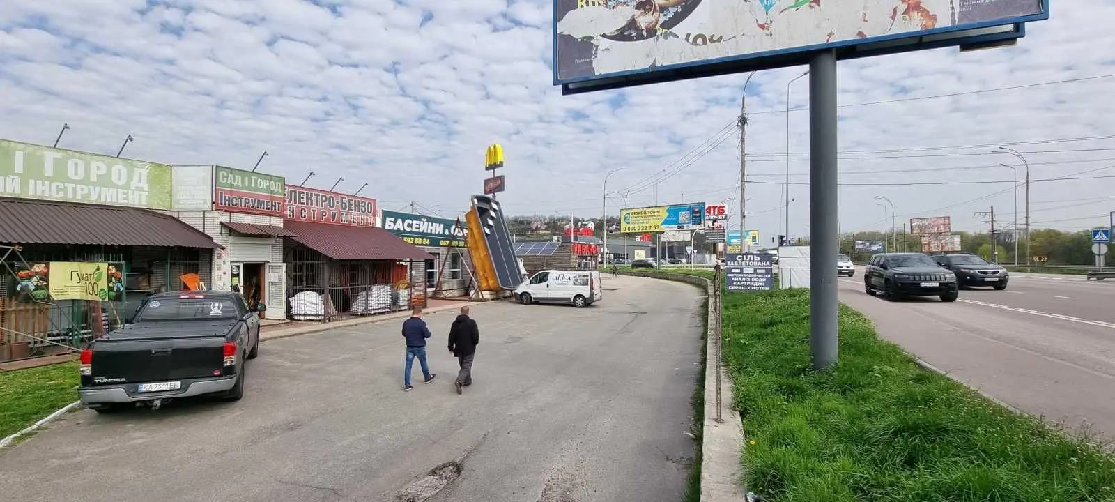Фото Арендовать торговую площадь, Лесники в долгосрочную аренду, цена: 3200 USD, код 5839