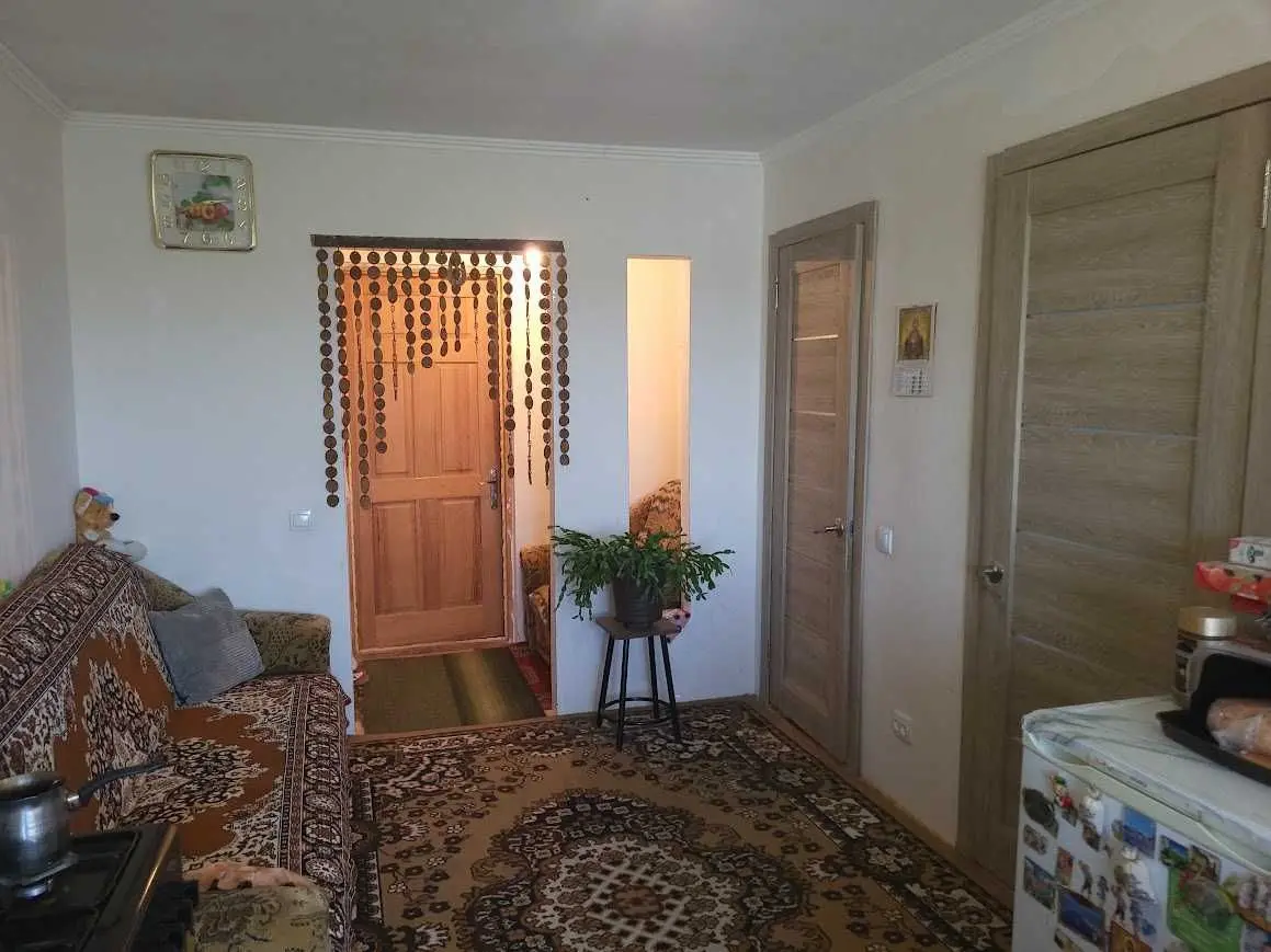 Фото Продаю 1-комнатную квартиру, 37 кв. м, Строителей ул.  Красилівка, цена: 15000 USD, код 5840