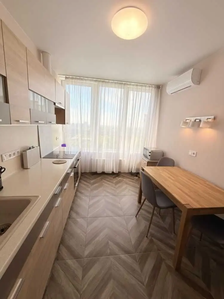Фото Selling a 2-room apartment, 61 sq.m., Vidradnyi Avenue  Kyiv, price: 103000 USD, code 5841