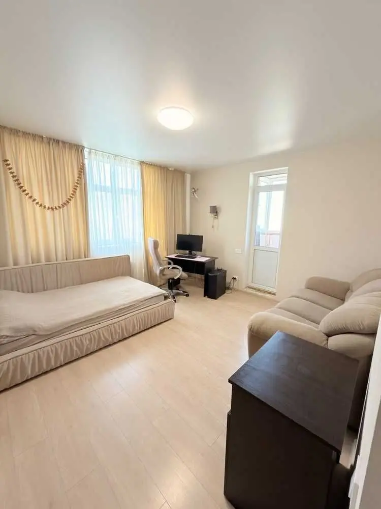 Фото Selling a 2-room apartment, 61 sq.m., Vidradnyi Avenue  Kyiv, price: 103000 USD, code 5841