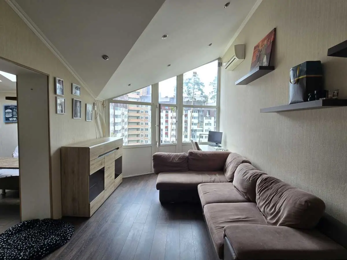 Фото Selling a 2-room apartment, 60 sq.m., Hostomelske Shose Street 18 Irpin, price: 69000 USD, code 5852