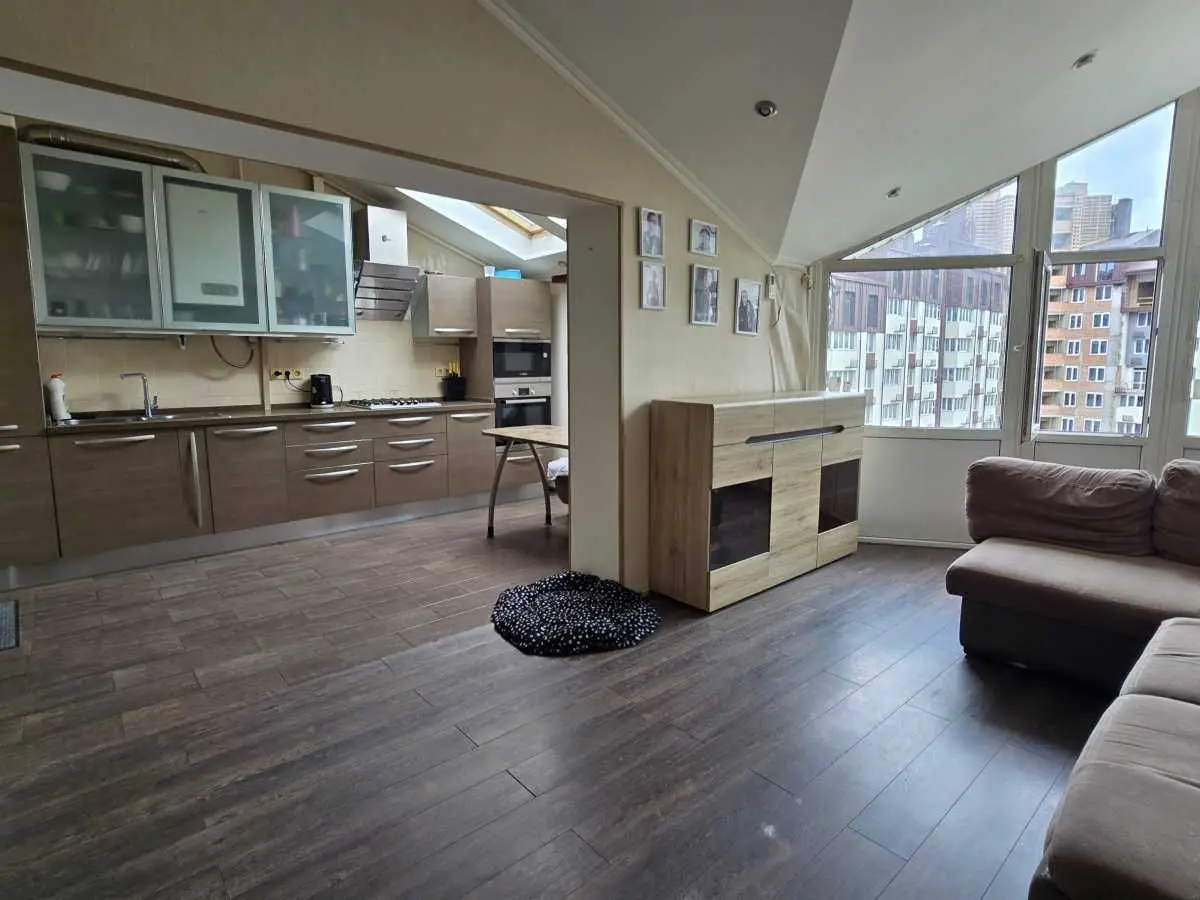 Фото Selling a 2-room apartment, 60 sq.m., Hostomelske Shose Street 18 Irpin, price: 69000 USD, code 5852