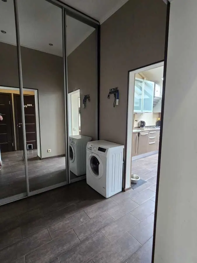 Фото Selling a 2-room apartment, 60 sq.m., Hostomelske Shose Street 18 Irpin, price: 69000 USD, code 5852