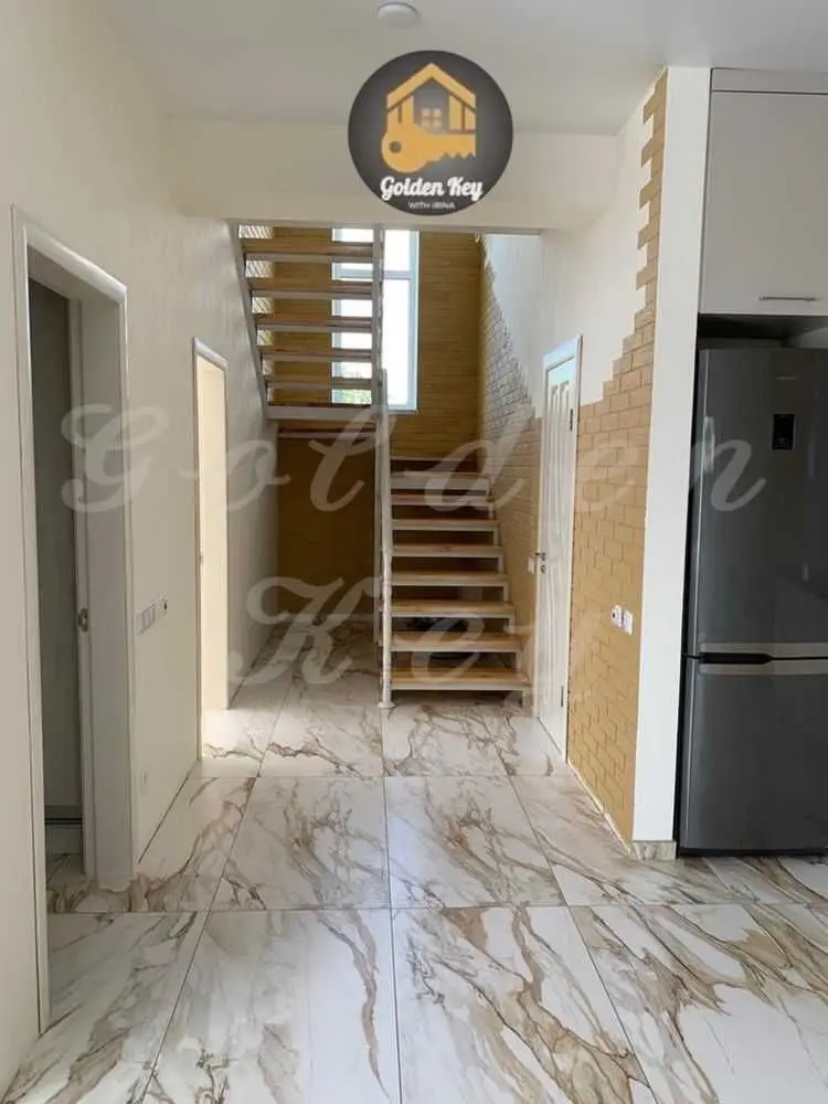 Фото Зняти будинок, Гора в довгострокову оренду, ціна: 1250 USD, код 5854