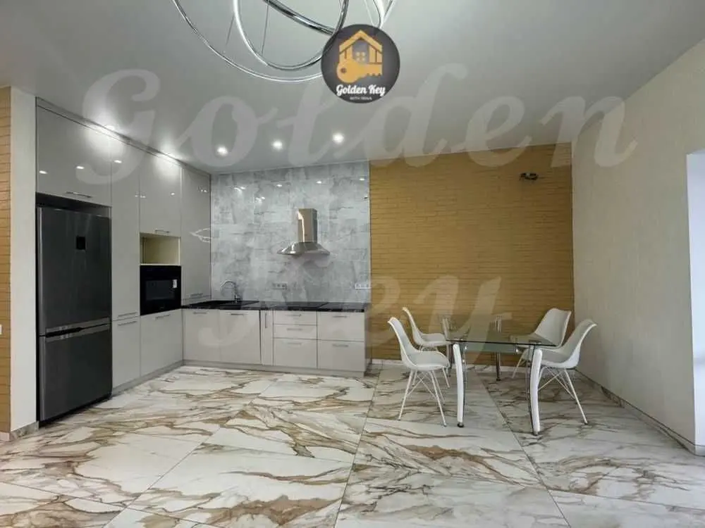 Фото Зняти будинок, Гора в довгострокову оренду, ціна: 1250 USD, код 5854
