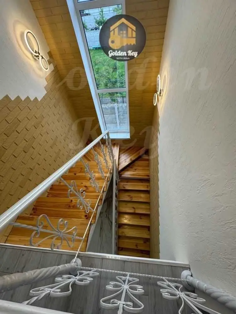 Фото Зняти будинок, Гора в довгострокову оренду, ціна: 1250 USD, код 5854