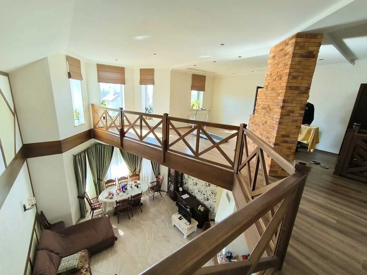 Фото Продаю будинок, 221 кв. м, Макарів, ціна: 175000 USD, код 5860