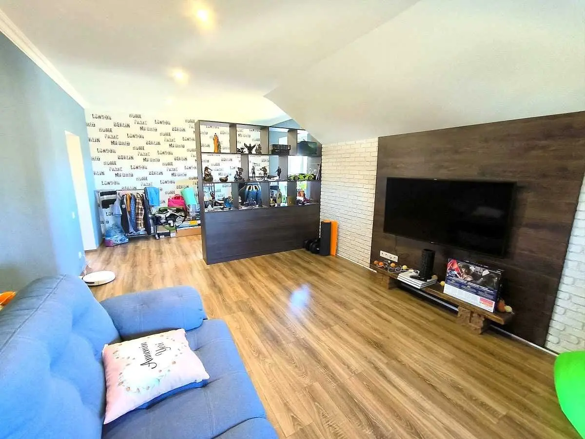 Фото Продаю будинок, 221 кв. м, Макарів, ціна: 175000 USD, код 5860