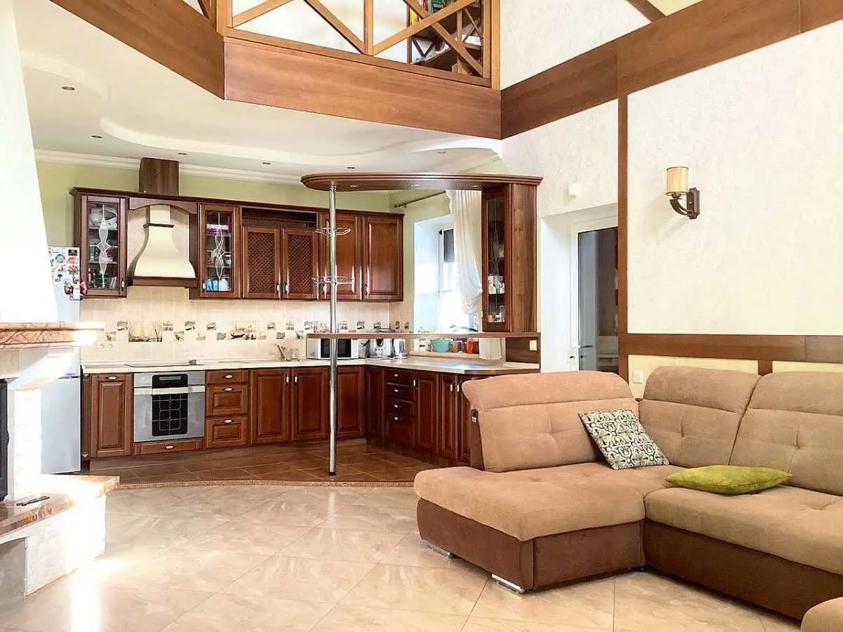 Фото Продаю будинок, 221 кв. м, Макарів, ціна: 175000 USD, код 5860