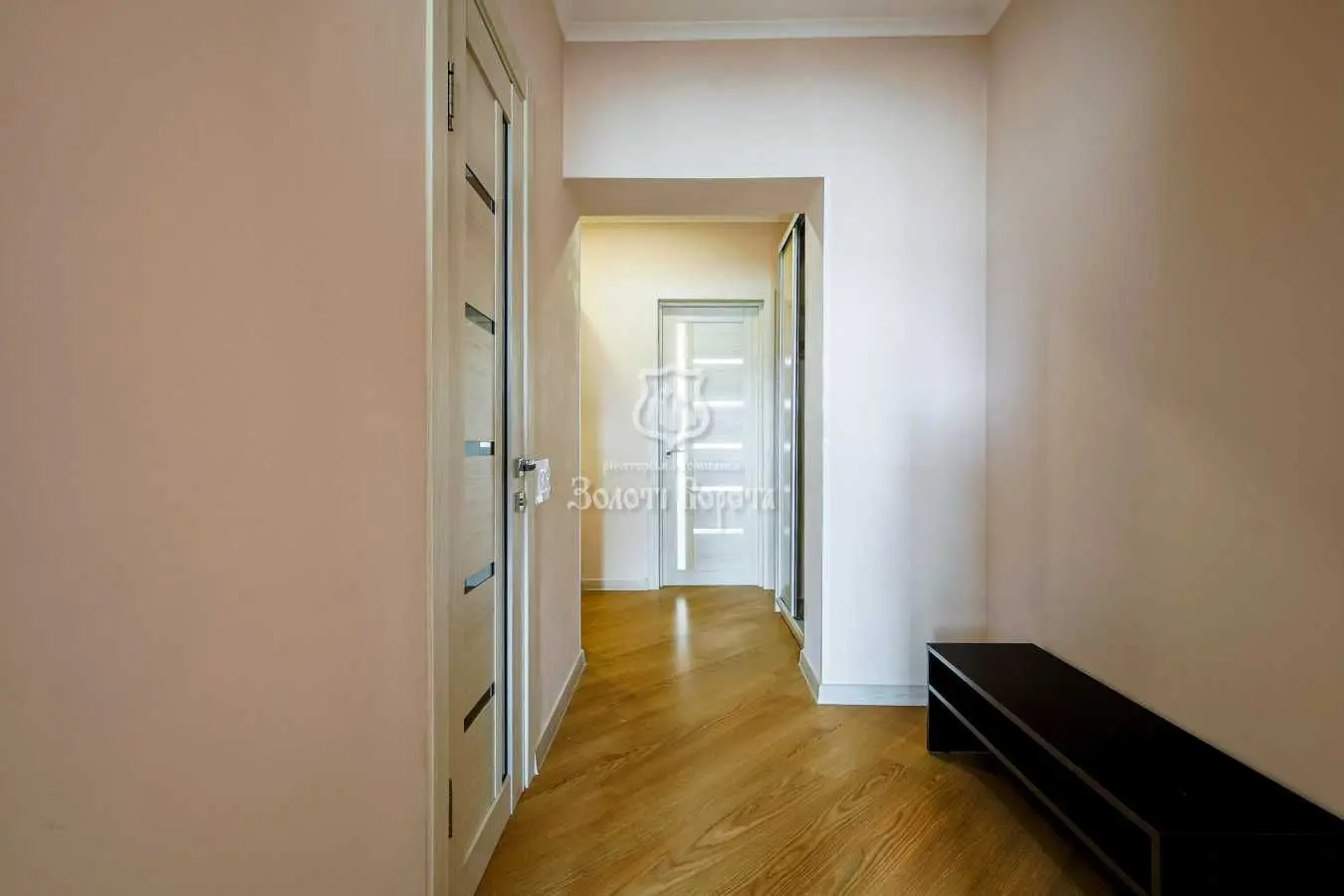 Фото Selling a 2-room apartment, 47 sq.m., Podilska street 2 Kriukivshchyna, price: 53000 USD, code 5874