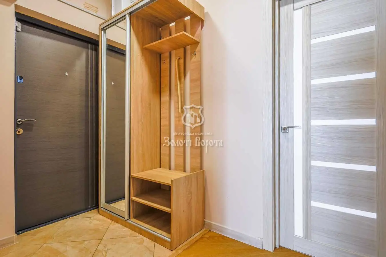 Фото Selling a 2-room apartment, 47 sq.m., Podilska street 2 Kriukivshchyna, price: 53000 USD, code 5874