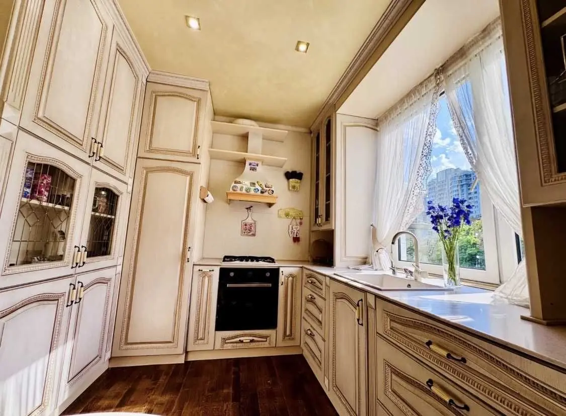 Фото Selling a 3-room apartment, 80 sq.m., Mykhaila Boichuka Street 15 Kyiv, price: 175000 USD, code 5885