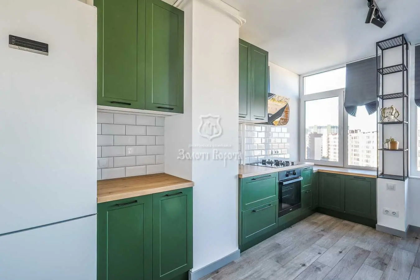 Фото Selling a 2-room apartment, 63 sq.m., Yunatska Street  Kyiv, price: 138000 USD, code 5890