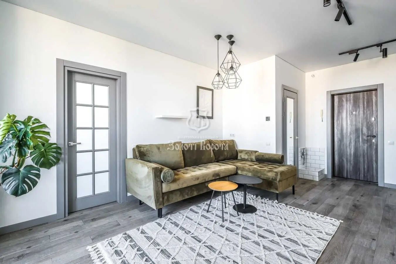 Фото Selling a 2-room apartment, 63 sq.m., Yunatska Street  Kyiv, price: 138000 USD, code 5890