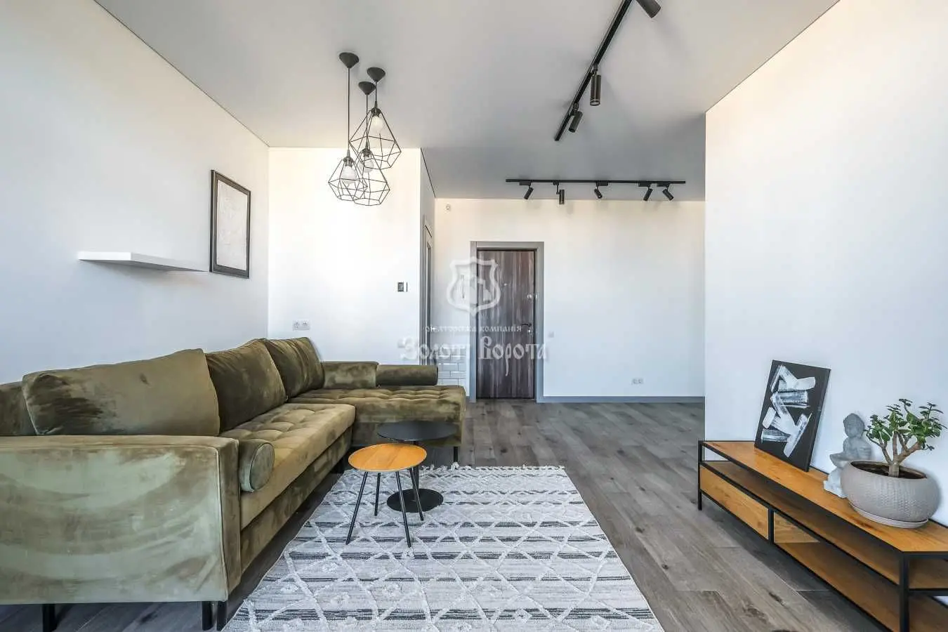 Фото Selling a 2-room apartment, 63 sq.m., Yunatska Street  Kyiv, price: 138000 USD, code 5890
