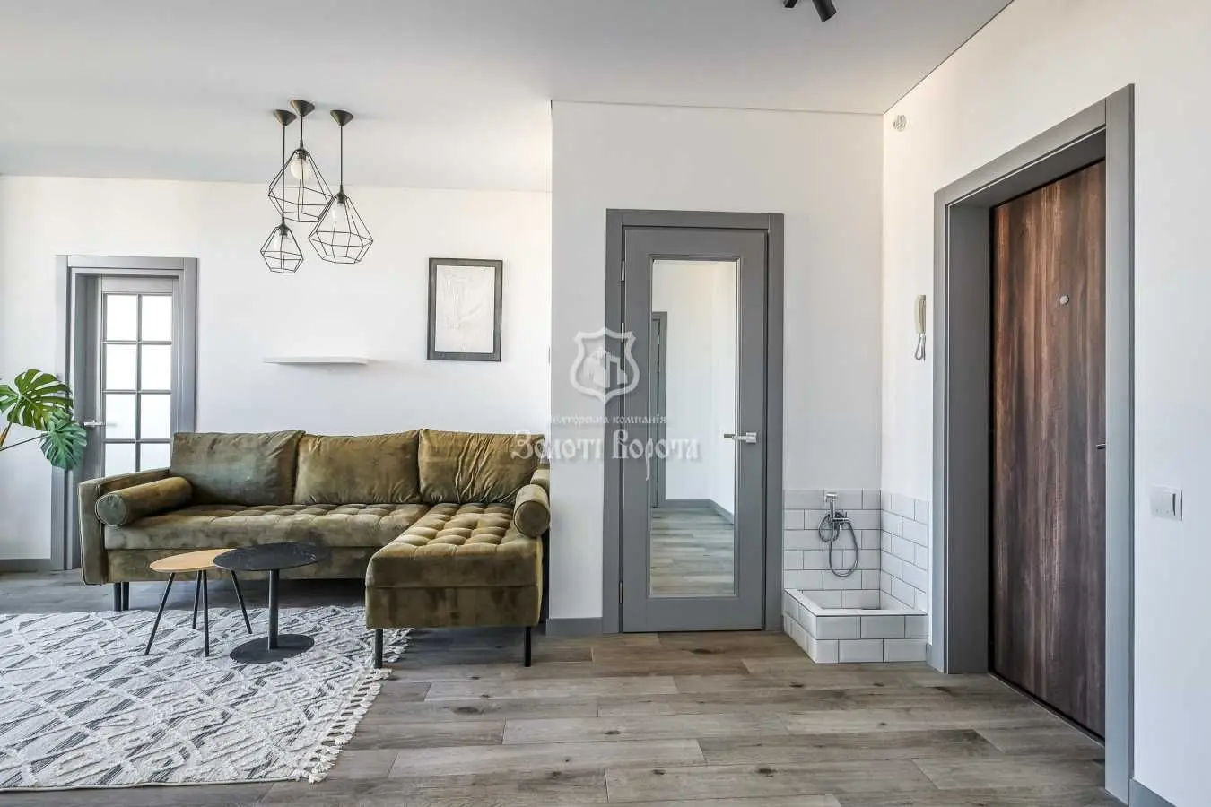 Фото Selling a 2-room apartment, 63 sq.m., Yunatska Street  Kyiv, price: 138000 USD, code 5890