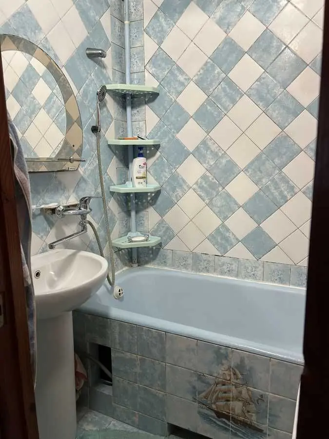 Фото Selling a 3-room apartment, 72 sq.m., Olimpiiska Street  Brovary, price: 63000 USD, code 5898