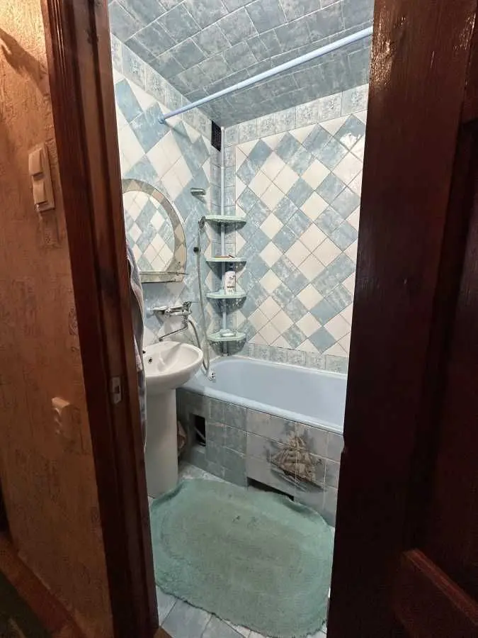 Фото Selling a 3-room apartment, 72 sq.m., Olimpiiska Street  Brovary, price: 63000 USD, code 5898