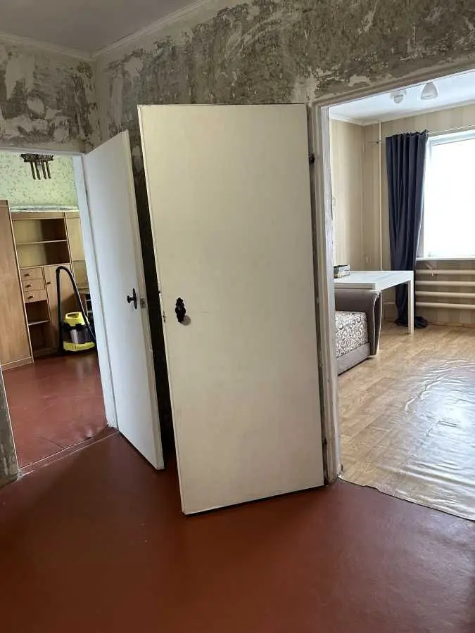 Фото Selling a 3-room apartment, 72 sq.m., Symona Petliury Street (Cherniakhovskoho Street) 25 Brovary, price: 59000 USD, code 5899