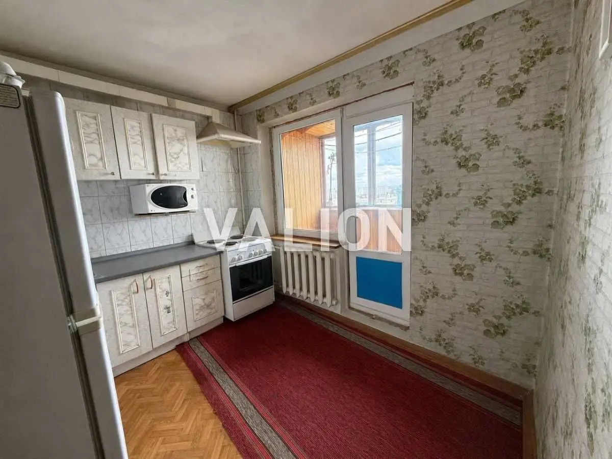 Фото Selling a 1-room apartment, 33.7 sq.m., Raiduzhna Street  Kyiv, price: 43000 USD, code 5900