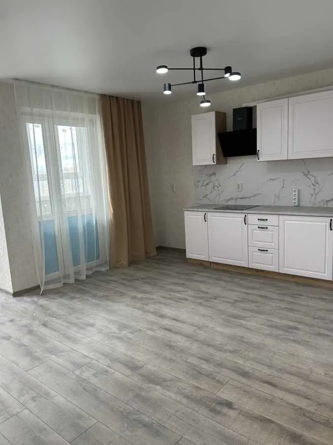 Фото Selling a 1-room apartment, 37 sq.m., Symona Petliury Street (Cherniakhovskoho Street)  Brovary, price: 56000 USD, code 5901