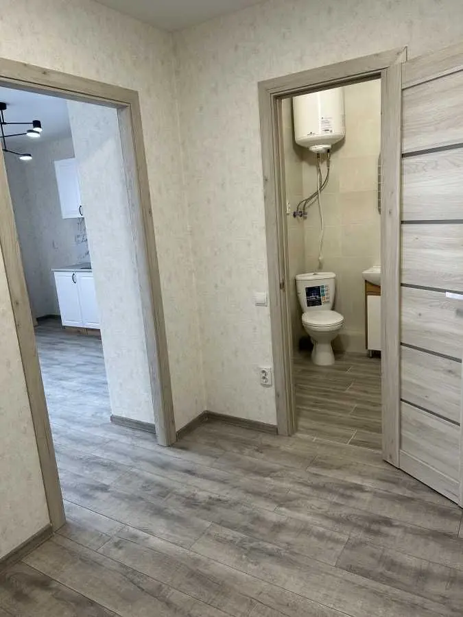 Фото Selling a 1-room apartment, 37 sq.m., Symona Petliury Street (Cherniakhovskoho Street)  Brovary, price: 56000 USD, code 5901