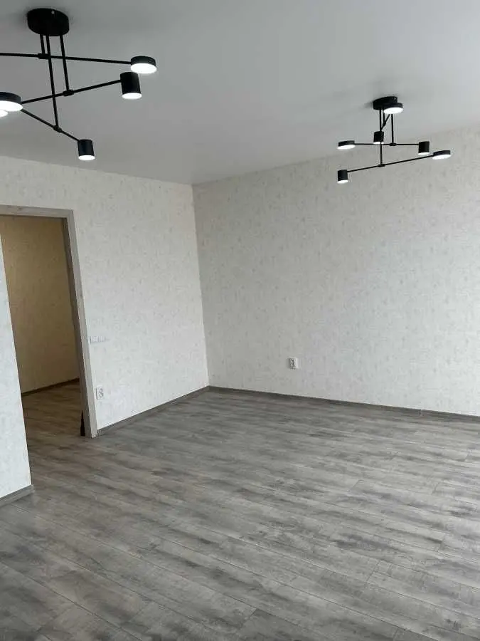 Фото Selling a 1-room apartment, 37 sq.m., Symona Petliury Street (Cherniakhovskoho Street)  Brovary, price: 56000 USD, code 5901