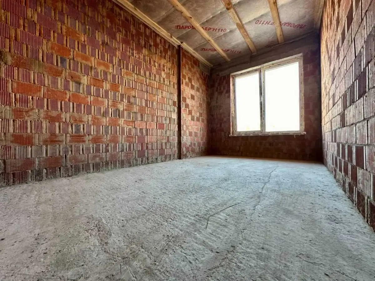 Фото Selling a 3-room apartment, 71 sq.m., Sviatopetrovskoho Street (Petrovskoho Street)  Hatne, price: 75000 USD, code 5902