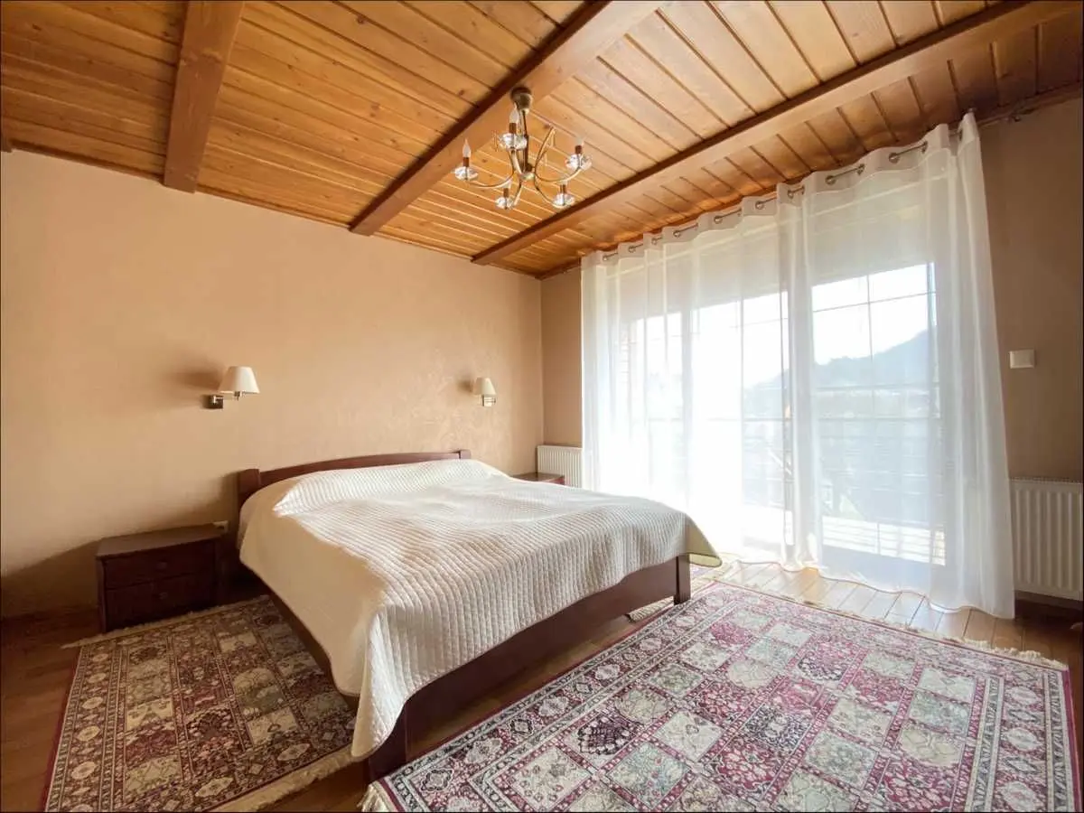 Фото Продаю дом, 145 кв. м, Хуст, цена: 135000 USD, код 5907