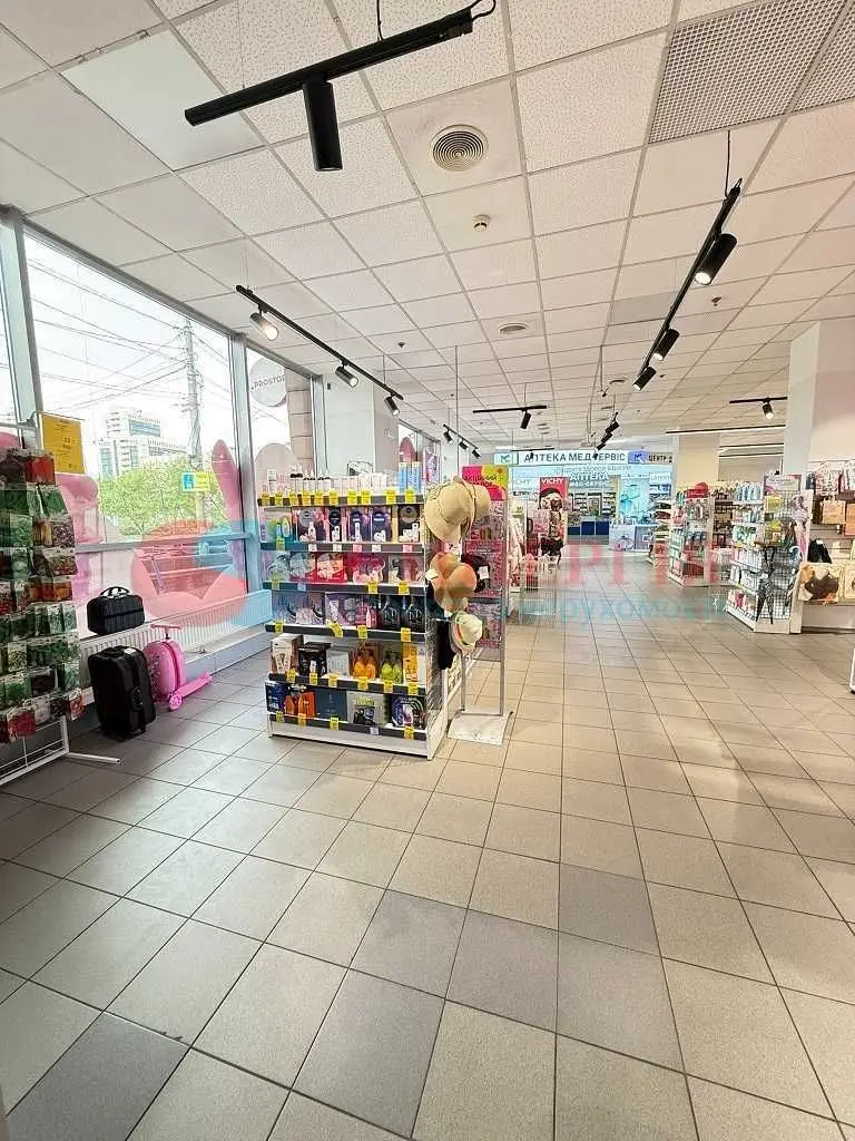Фото Rent a retail space, Velyka Vasylkivska Street  Kyiv for long-term rent, price: 1500 UAH, code 5909