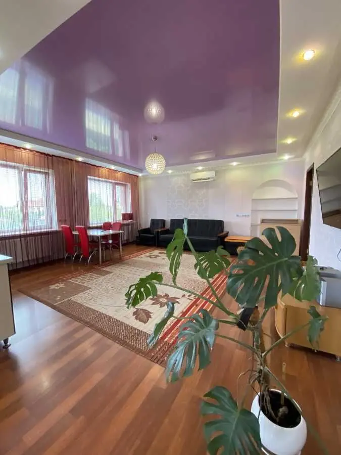 Фото Продаю дом, 322 кв. м, Борисполь, цена: 200000 USD, код 5914